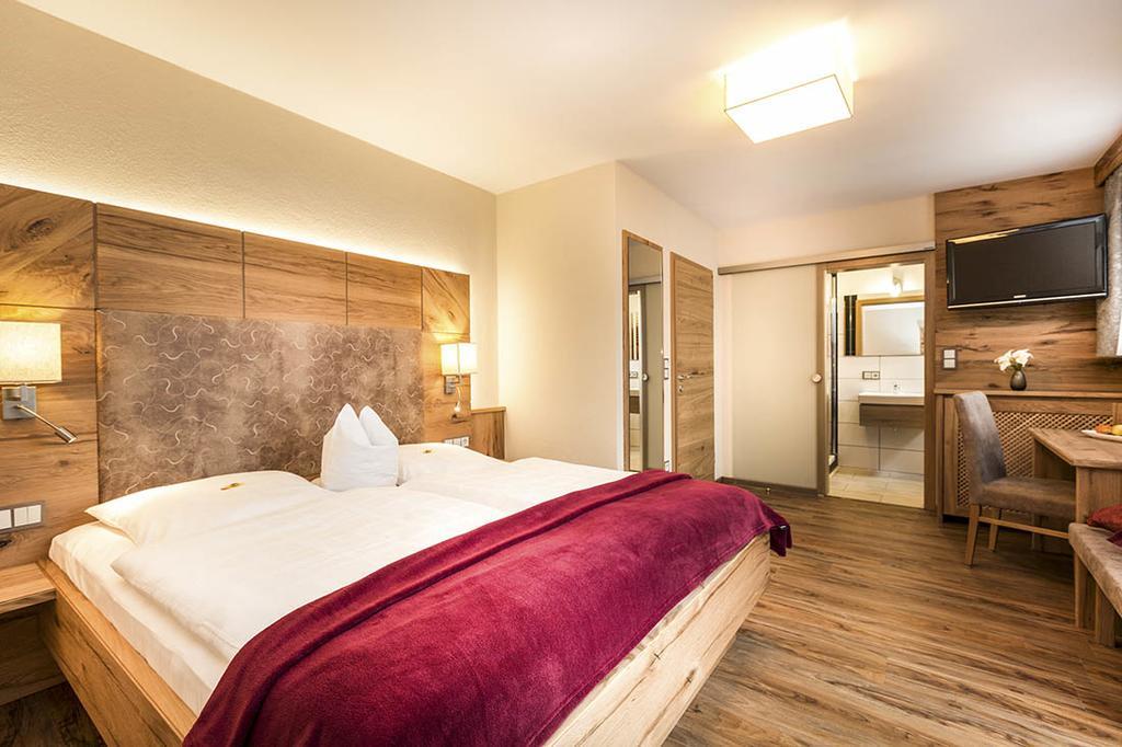 Genusshotel Hohenbogen Neukirchen beim Heiligen Blut Ngoại thất bức ảnh