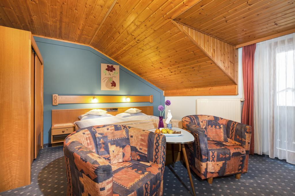 Genusshotel Hohenbogen Neukirchen beim Heiligen Blut Ngoại thất bức ảnh